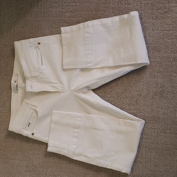 Joe's Jean's - Picture 9 of 9